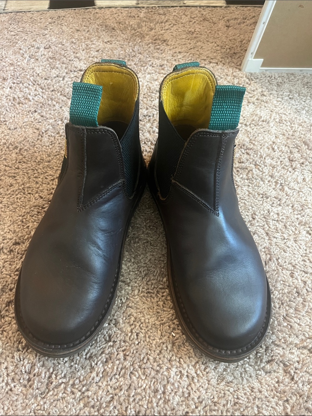 Jim Green Barefoot Chelsea Boots brown.